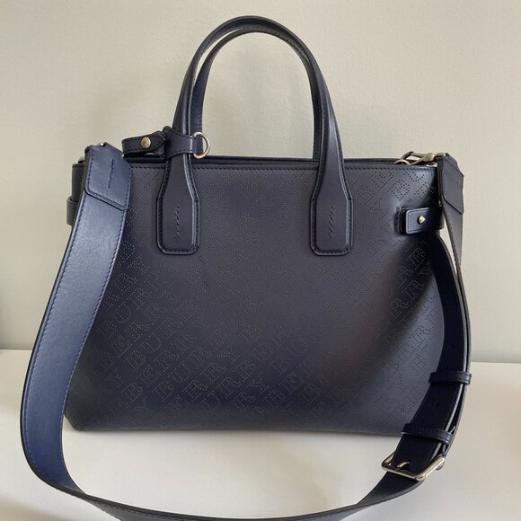 Burberry Navy Blue Medium Perforated Logo Leather Banner Bag - Picture 8 of 9